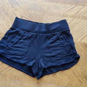 Athleta black shorts with pockets
